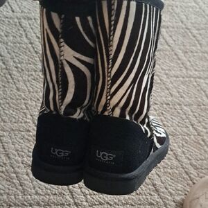 UGG Black and White Animal Print Boots. Brand New Never Wore